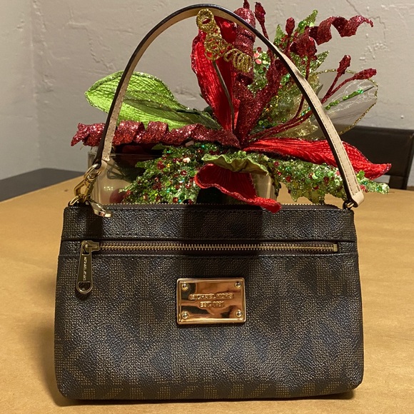 Michael Michael Kors👑Small Purse - Picture 1 of 11